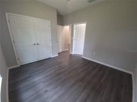 5025 Finders Court, Tampa FL - photo 6 of 10