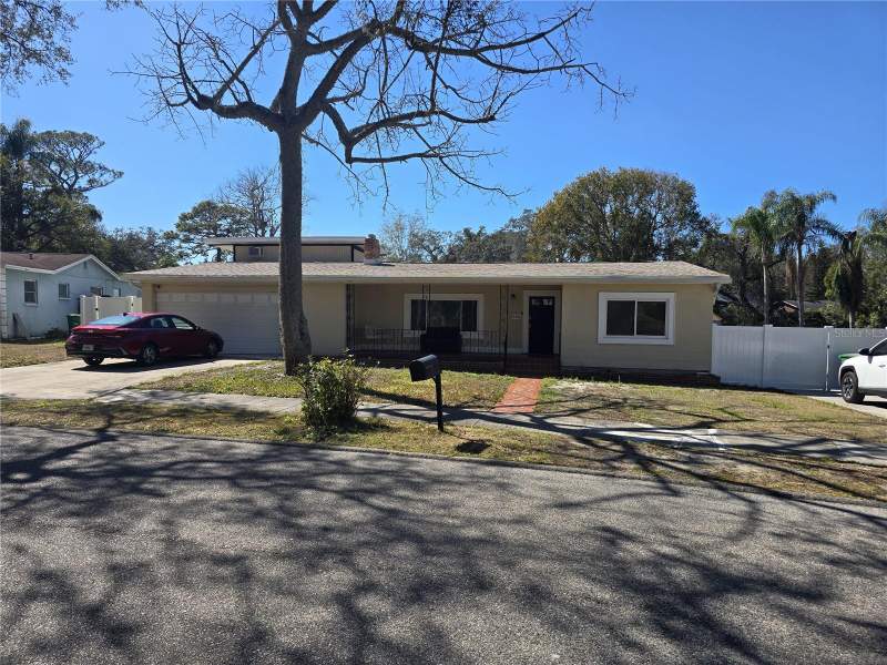9306 FOREST HILLS DRIVE home for sale in Tampas North Side Country Clu