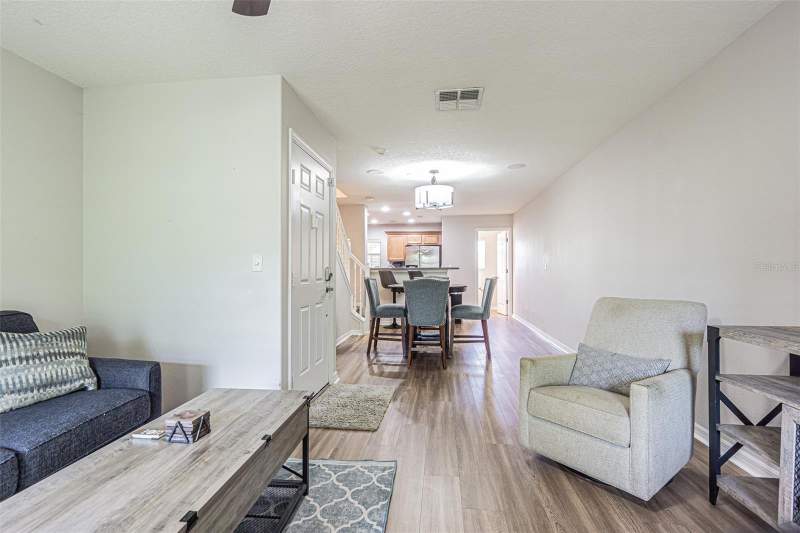 2 bedroom Townhouse at 526 Wheaton Trent Place, Palm River Twnhms Ph 1, Tampa — photo 4