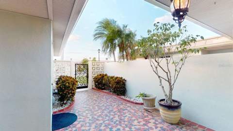 636 Boca Ciega Point Boulevard, St Petersburg FL - photo 7 of 96
