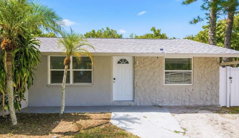4 bedroom Single Family Residence at 1119 17th Avenue, Ridge Park Estates, Largo — photo 2