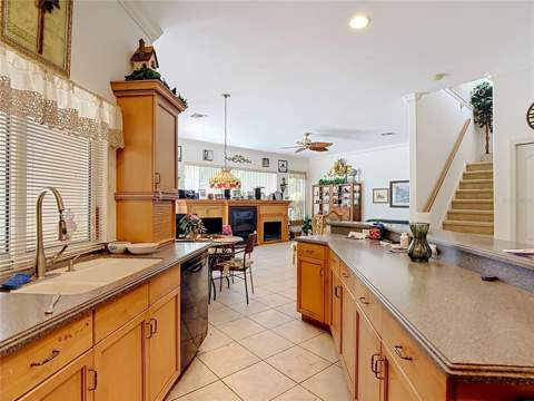 2221 Oxford Ridge Circle, Lehigh Acres FL - photo 21 of 98
