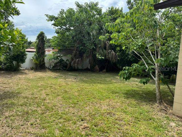 2 bedroom Single Family Residence at 8609 N 13th Street, Sulphur Hill, Tampa — photo 5