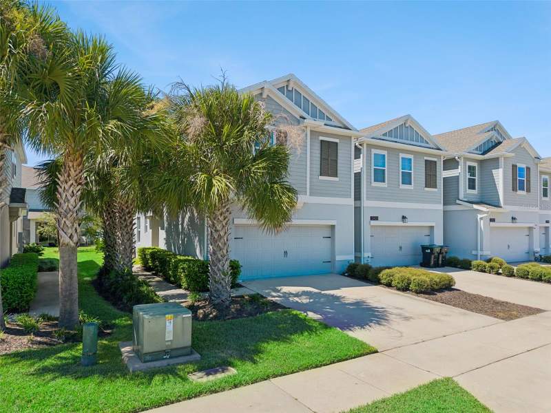 3 bedroom Townhouse at 12432 Turtle Grass Drive, Sawgrass Plantation Phase 1D-3, Orlando — photo 2