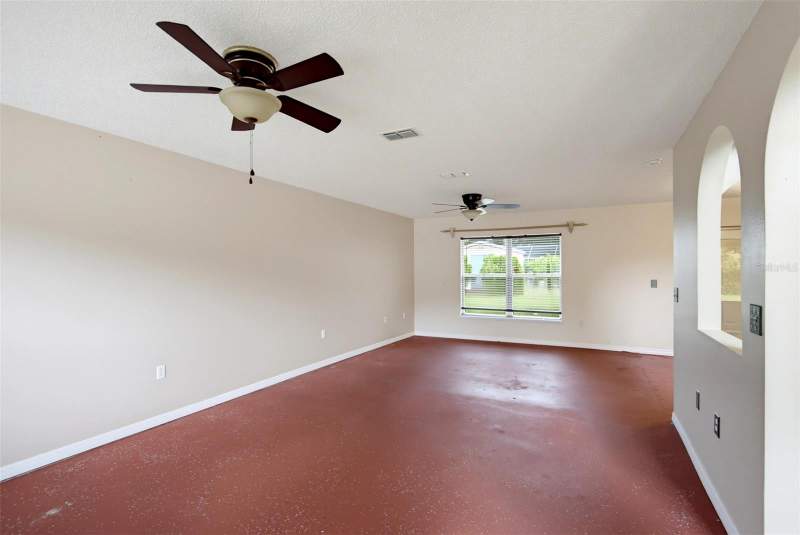 3 bedroom Single Family Residence at 43 Ryland Drive, Palm Coast Sec 29, Palm Coast — photo 3