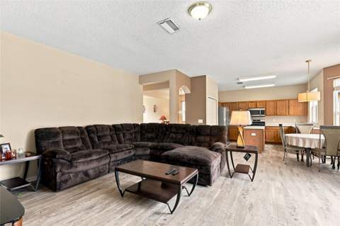 10526 Beneva Drive, Tampa FL - photo 15 of 43