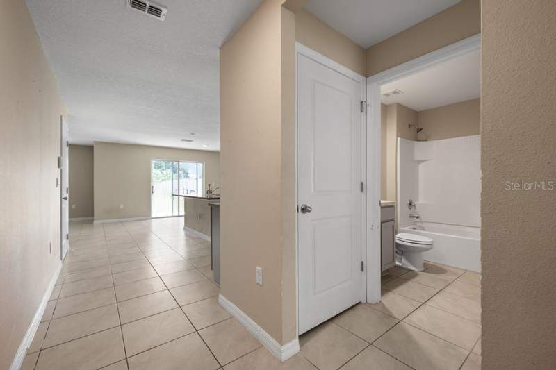 4 bedroom Single Family Residence at 5280 Fiddle Fig Avenue, Berry Bay Sub, Wimauma — photo 2