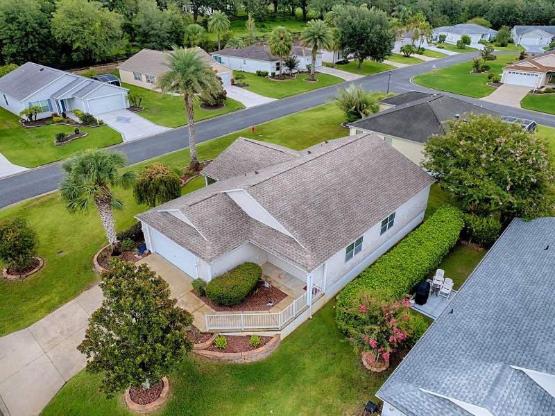 3 bedroom Single Family Residence at 250 Arbella Loop, The Villages, The Villages — photo 2