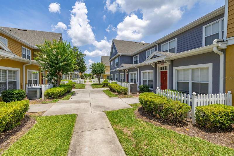 3 bedroom Townhouse at 2620 LODI CIRCLE #103, VILLAS AT SEVEN DWARFS, KISSIMMEE — photo 3