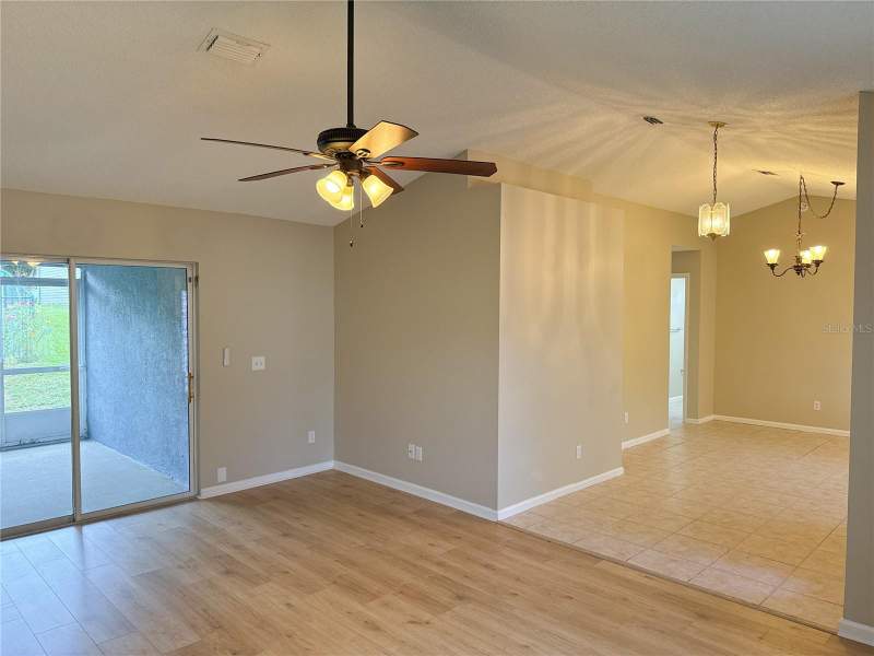 2 bedroom Single Family Residence at 1988 NW 50th Avenue, Ocala Palms Un I, Ocala — photo 3