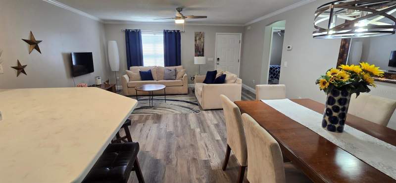 2 bedroom Single Family Residence at 712 Artesia Avenue, Sumter Villages, The Villages — photo 4