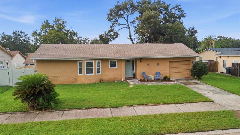 670 KIRKLAND CIRCLE home for sale in Scotsdale