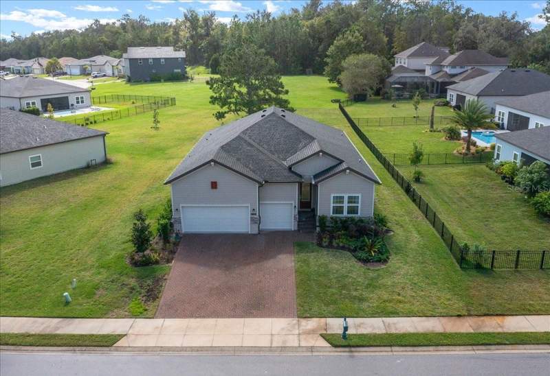 4 bedroom Single Family Residence at 1130 SE 42nd Road, Bellechase Oak Hammock, Ocala — photo 2