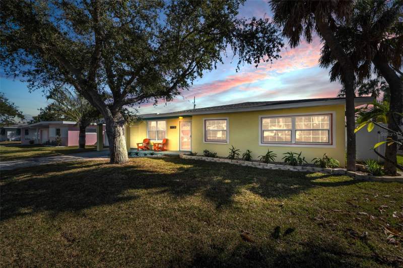 424 88TH AVENUE home for sale in St Petersburg Beach North