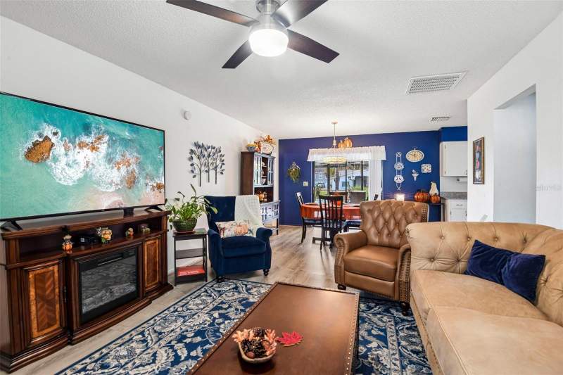 2 bedroom Single Family Residence at 12240 Katherwood St, Spring Hill Unit 20, Spring Hill — photo 5