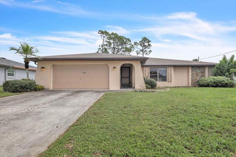 3 bedroom Single Family Residence at 1300 Hinton Street, Port Charlotte Sec 026, Port Charlotte — photo 2