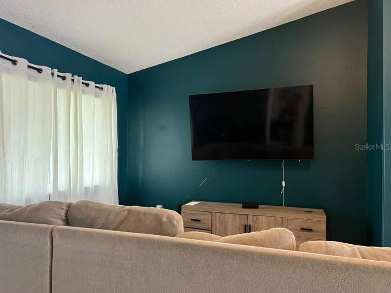 3 bedroom Single Family Residence at 12849 Montana Woods Lane, Meadow Woods Village 05, Orlando — photo 2
