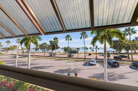 5659 Shore Boulevard, Gulfport FL - photo 17 of 99