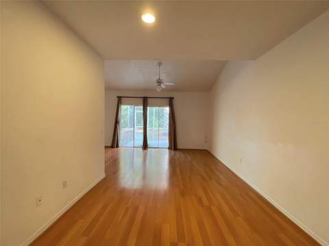 4700 SW Archer Road #D30, Gainesville FL - photo 6 of 21