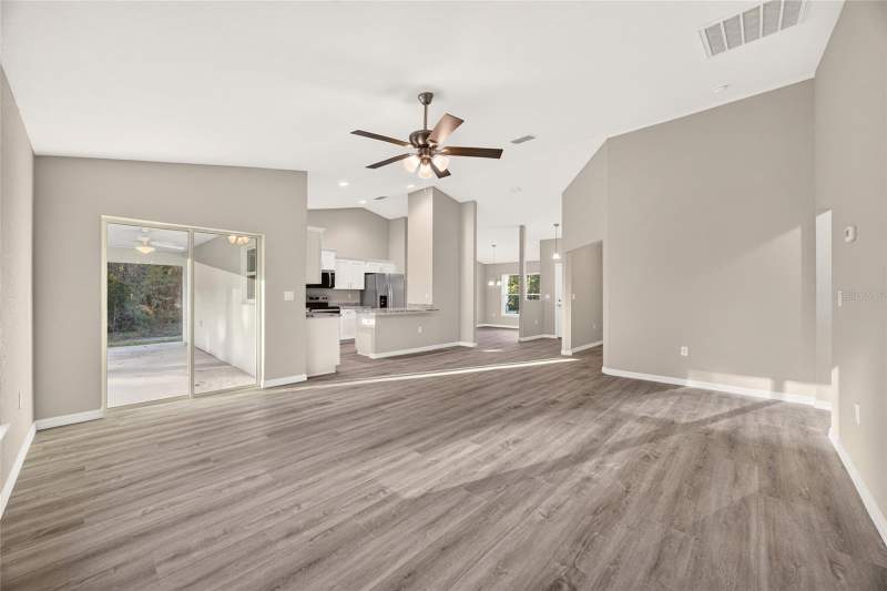 3 bedroom Single Family Residence at 6601 SW 206th Ave, Rainbow Acres Un 05, Dunnellon — photo 5