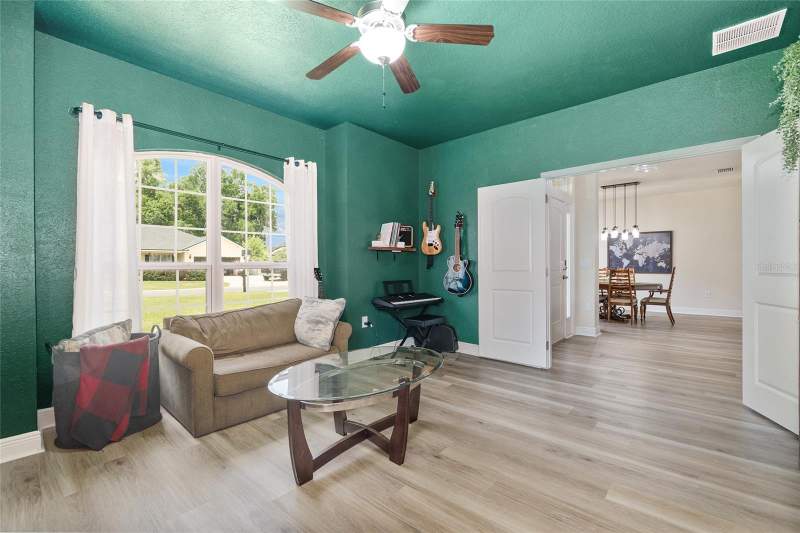 4 bedroom Single Family Residence at 6746 SE 12th Place, Deer Path Ph 3 A Sub, Ocala — photo 5