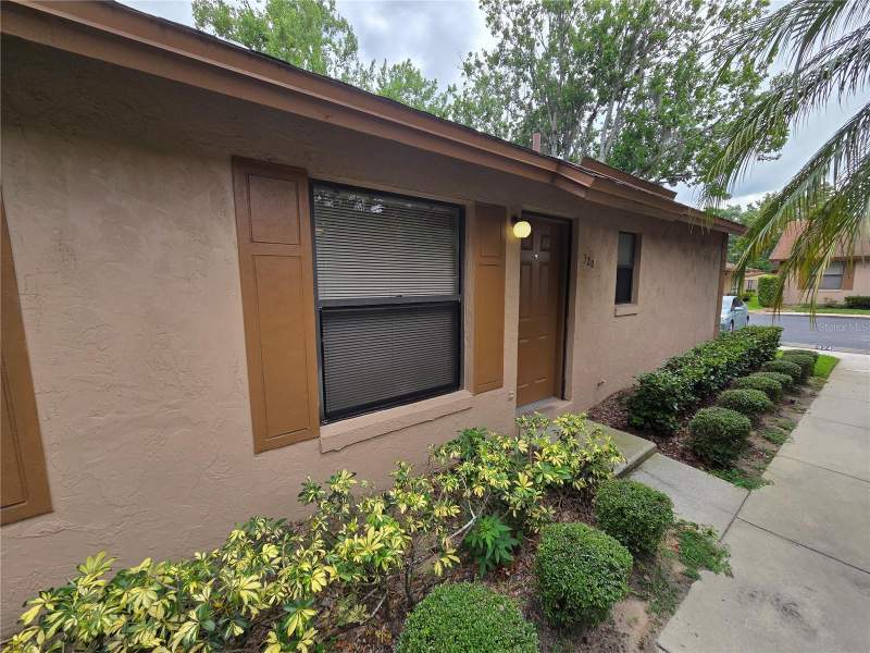 320 ERON WAY #6 home for sale in Townhomes