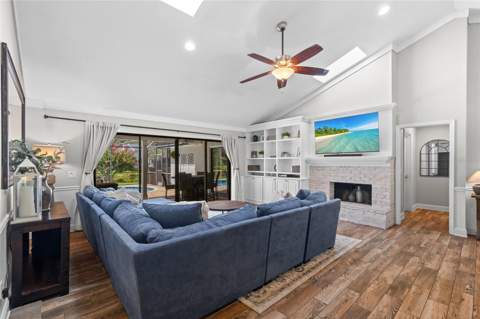 807 Riverbend Boulevard, Longwood FL - photo 7 of 32