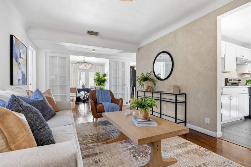 3 bedroom Single Family Residence at 5931 Mangrove Street, North St Petersburg, St Petersburg — photo 2