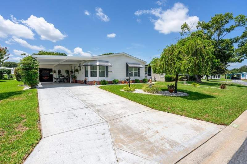 2 bedroom Manufactured Home at 1226 Pompano Lane, Lady Lake Orange Blossom Gardens Unit 12, Lady Lake — photo 2