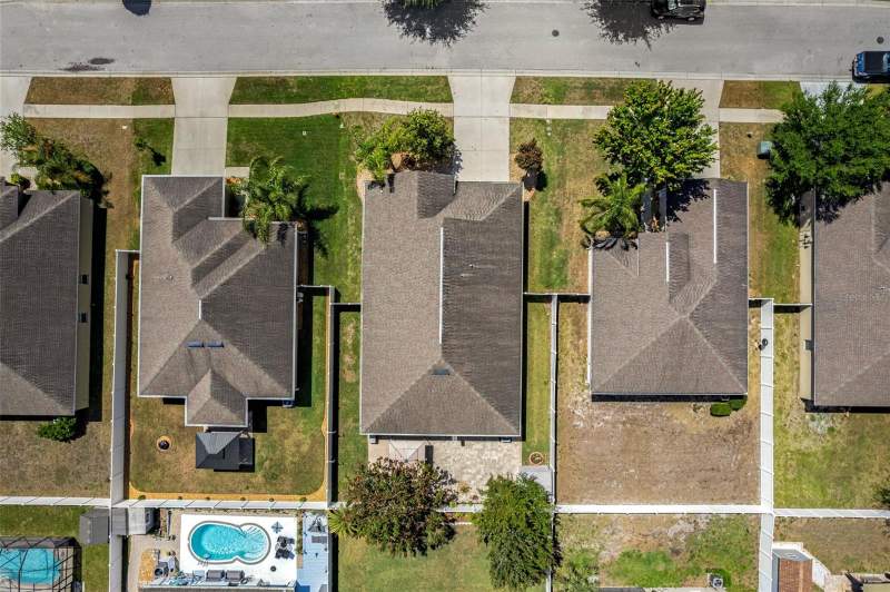 4 bedroom Single Family Residence at 18334 Waydale Loop, Briar Oaks Village 01, Hudson — photo 4