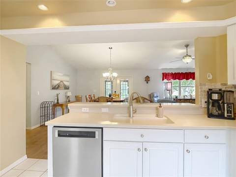 6353 Cardinal Crest Drive, New Port Richey FL - photo 19 of 69