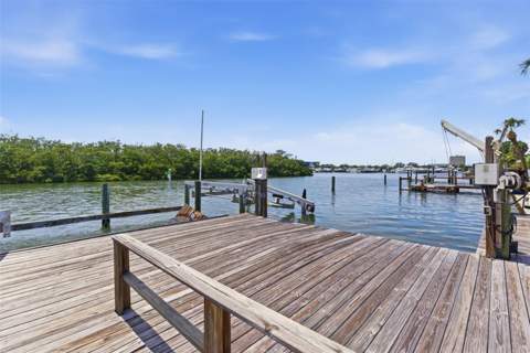 1421 Sea Gull Drive, St Petersburg FL - photo 21 of 53