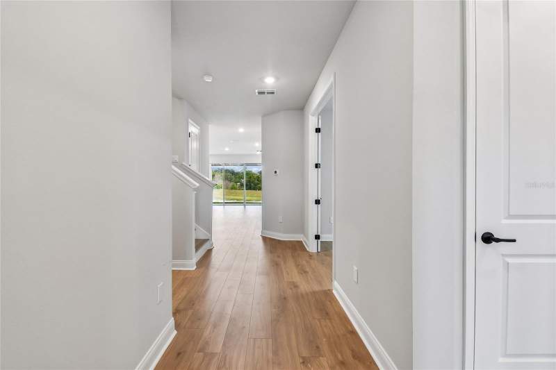 4 bedroom Single Family Residence at 5735 Leaflet Trail, Oakfield At Mount Dora, Mount Dora — photo 3