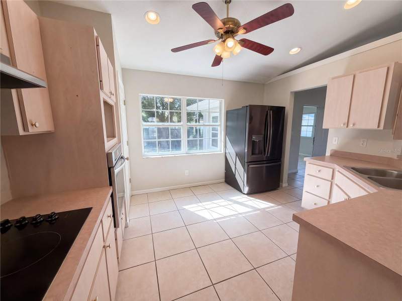 3 bedroom Single Family Residence at 52 Redwood Trace, Silver Springs Shores Unit 21, Ocala — photo 3