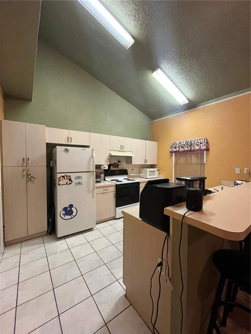 3 bedroom Single Family Residence at 306 Aylesbury Court, Poinciana Village 2 Nbhd 3, Kissimmee — photo 5