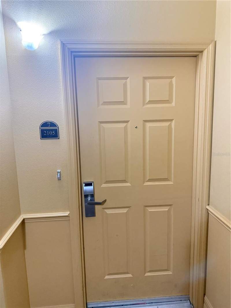 3 bedroom Condo - Hotel at 8100 Poinciana Boulevard #2601, Lake Buena Vista Residence Village I, Orlando — photo 4
