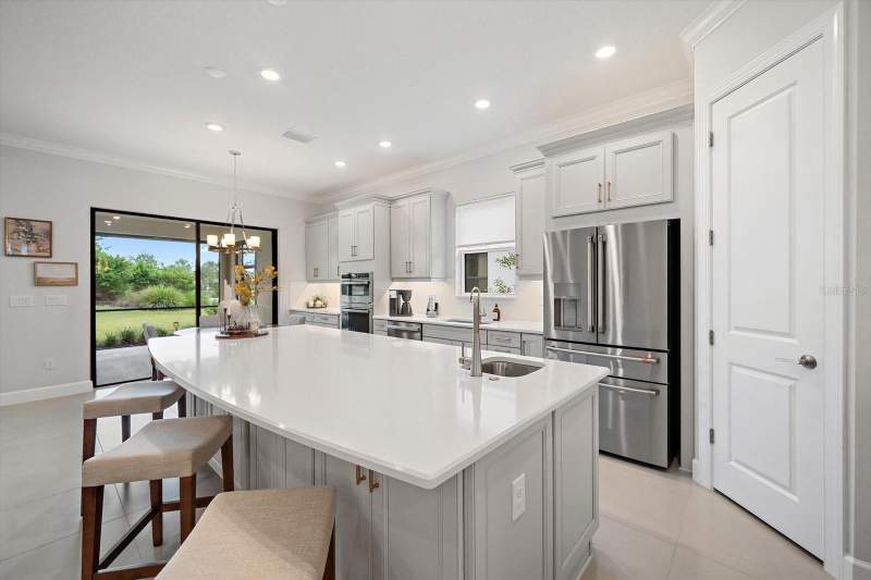 3 bedroom Single Family Residence at 10128 Morning Mist Lane, Skye Ranch Nbrhd Four North, Sarasota — photo 3