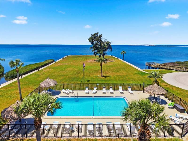 2 bedroom Condominium at 36 Windrush Bay Drive #36, Windrush Bay Condo, Tarpon Springs — photo 2