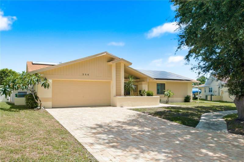 254 TIMBERVIEW DRIVE home for sale in Country Villas