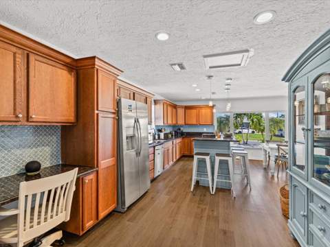 108 24th Street, Belleair Beach FL - photo 16 of 46