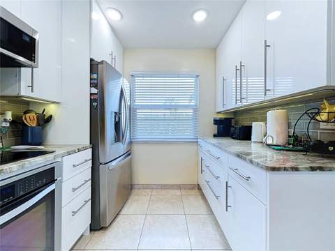 1805 Mariner Drive #55, Tarpon Springs FL - photo 21 of 53
