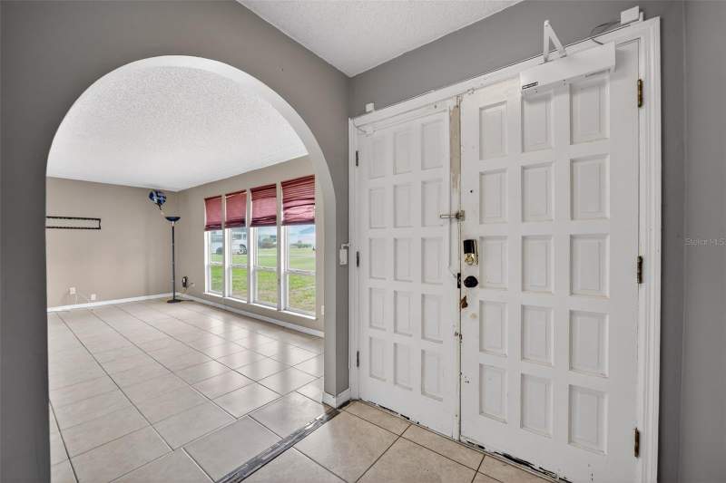 4 bedroom Single Family Residence at 175 Sheridan Avenue, Winsor Manor 1st Add, Longwood — photo 3