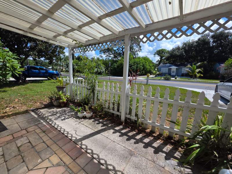 2 bedroom Single Family Residence at 2015 58th Street, Boca Ciega Estates, Gulfport — photo 3