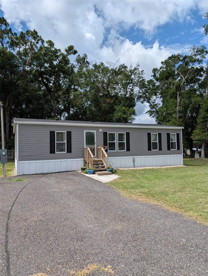 3 bedroom Manufactured Home at 4920 SE 146th Place, Breezewood Estate, Summerfield — photo 2