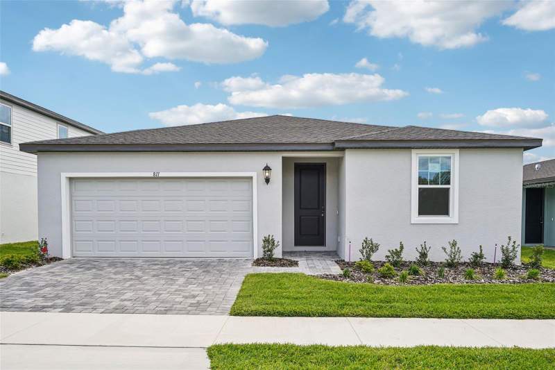 4 bedroom Single Family Residence at 811 Sunshower Drive, The Reserve At Hammock Oaks, Lady Lake — photo 2