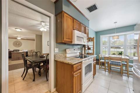 7923 Thurmond Court, Orlando FL - photo 10 of 67