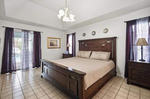 483 Lincoln Avenue, Masaryktown FL - photo 14 of 41