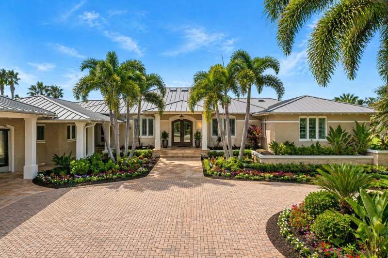 5 bedroom Single Family Residence at 1721 Gulf Road, Tampa & Tarpon Spgs Land Co, Tarpon Springs — photo 5