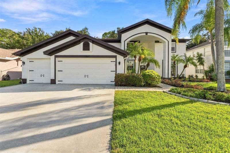 4 bedroom Single Family Residence at 10102 Vista Pointe Dr, Countryway Prcl B Trct 7 Ph 2, Tampa — photo 4