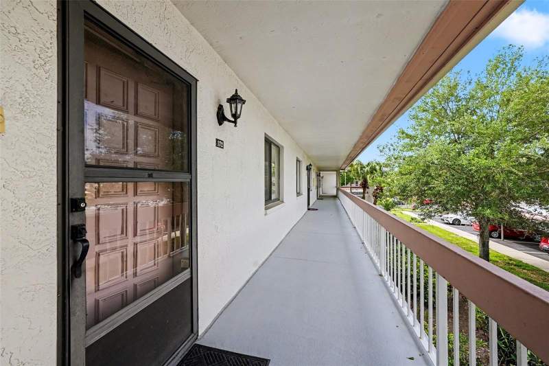 2 bedroom Condominium at 172 Lakeview Way #172, East Lake Woodlands Condo, Oldsmar — photo 4